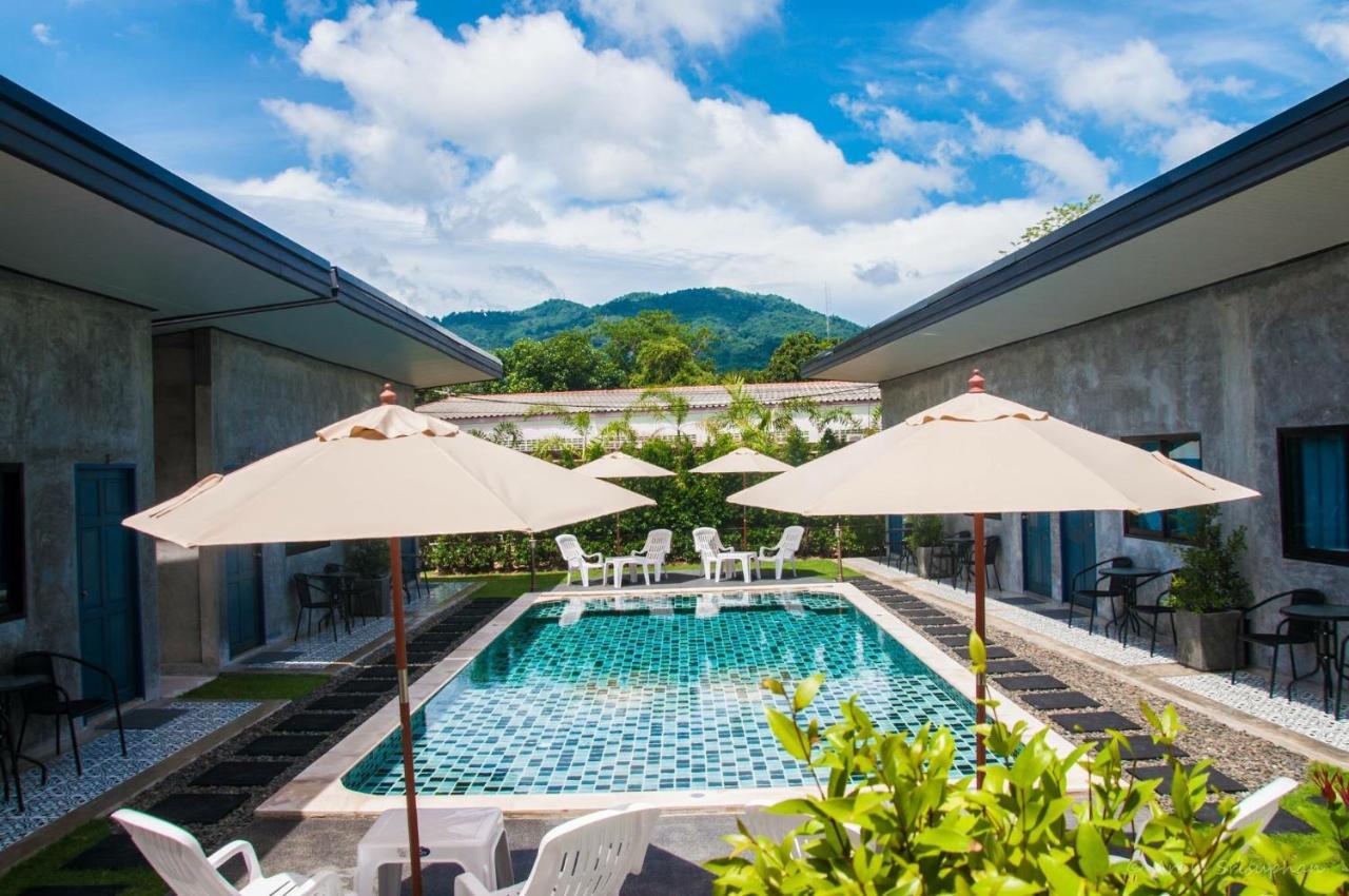Hotel Ongsa House Bang Tao Beach  Exterior foto