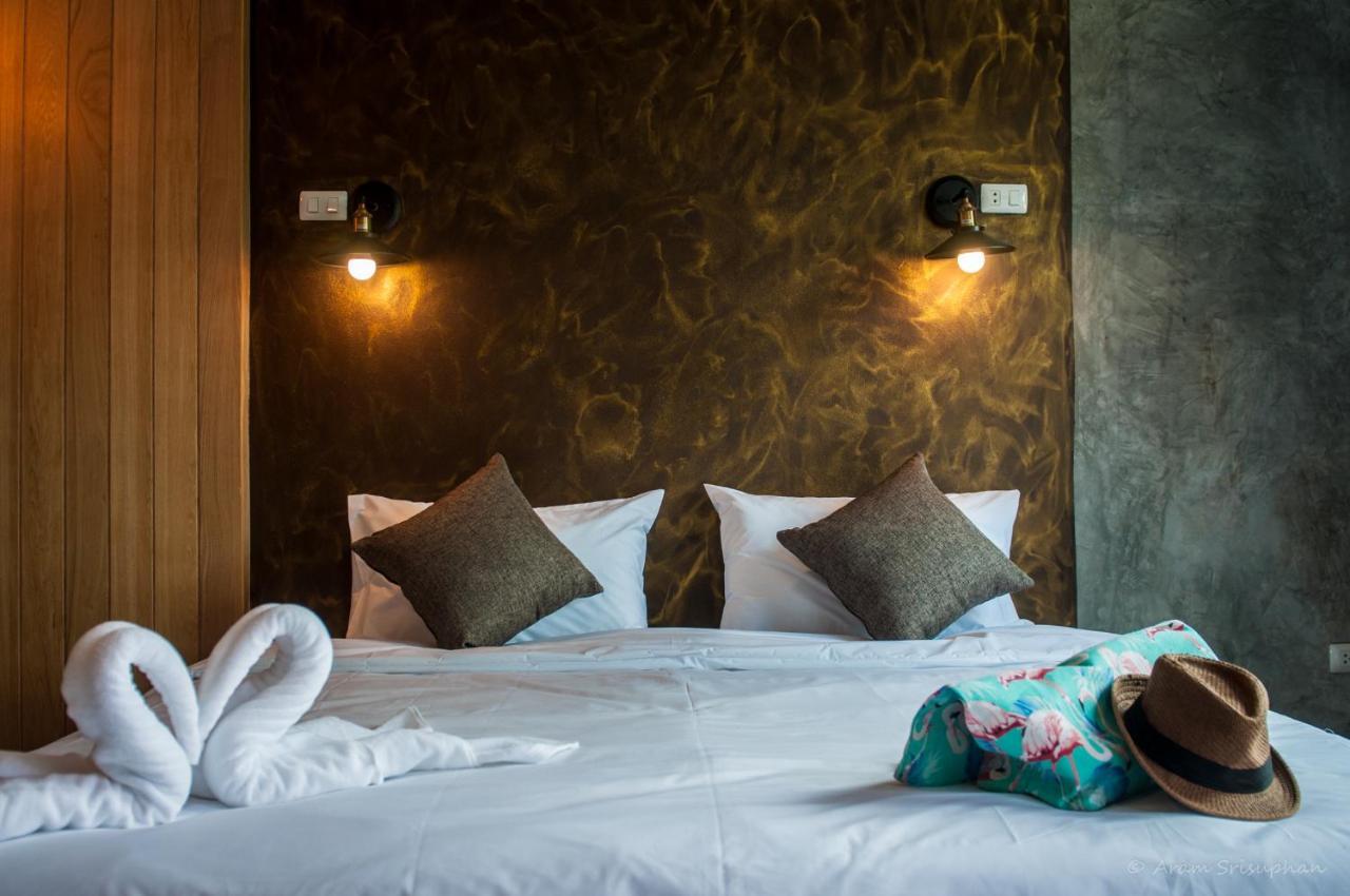 Hotel Ongsa House Bang Tao Beach  Exterior foto